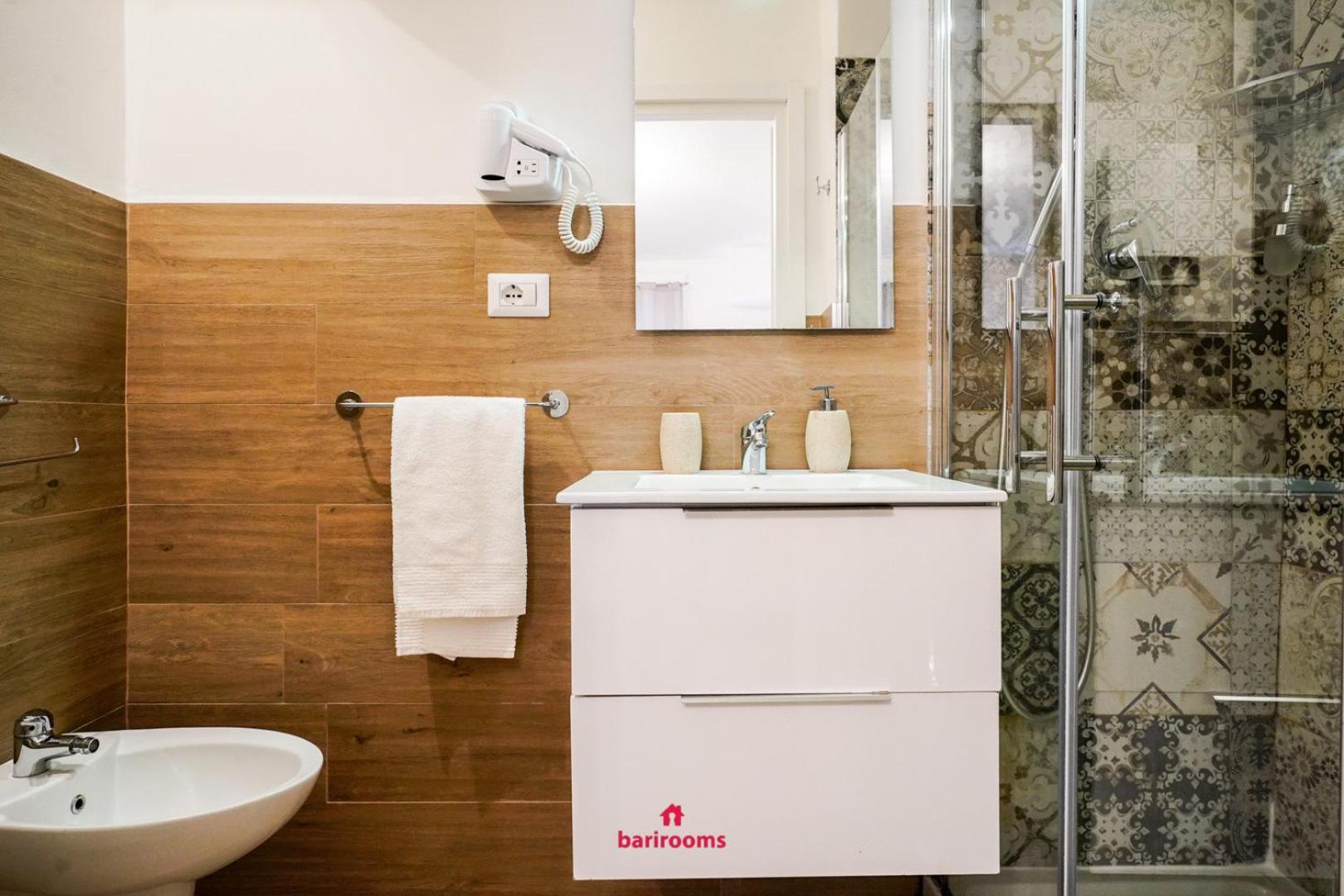 Barirooms - Melo Suites Eksteriør bilde